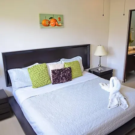 3 Bedroom Penthouse With Private Rooftop + Jacuzzi, Pool, Gym & Beach Club, Sabbia