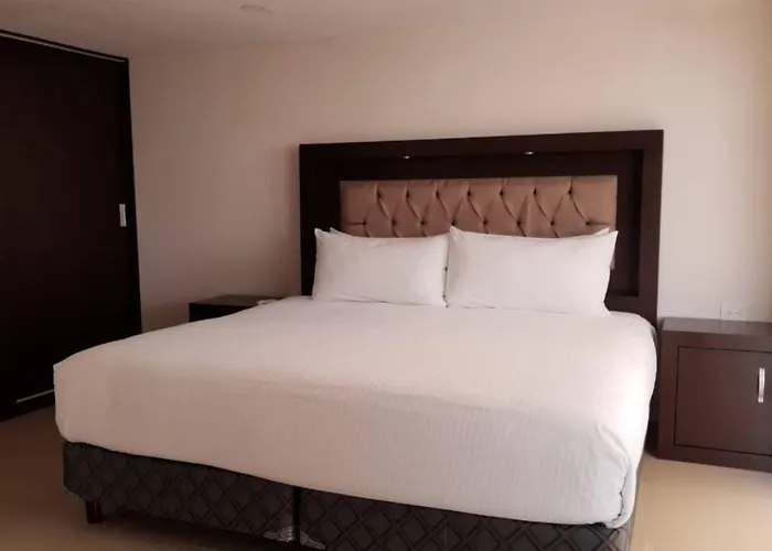 Spacious Ph 3 Bedrooms With Private Terrace, Club Access *