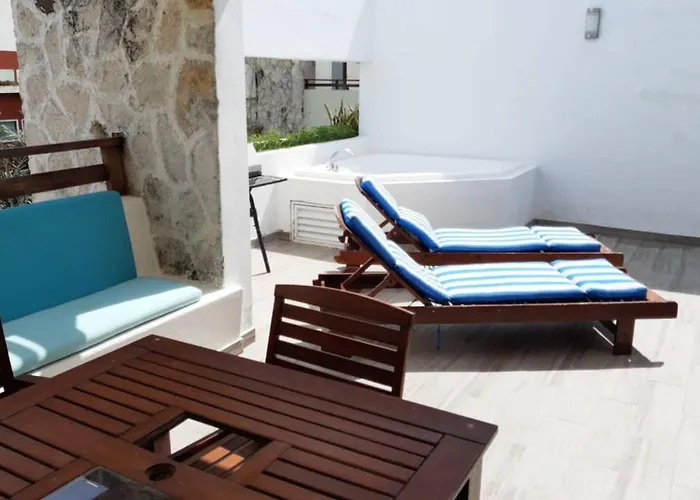 Spacious Ph 3 Bedrooms With Private Terrace, Club Access Holiday home