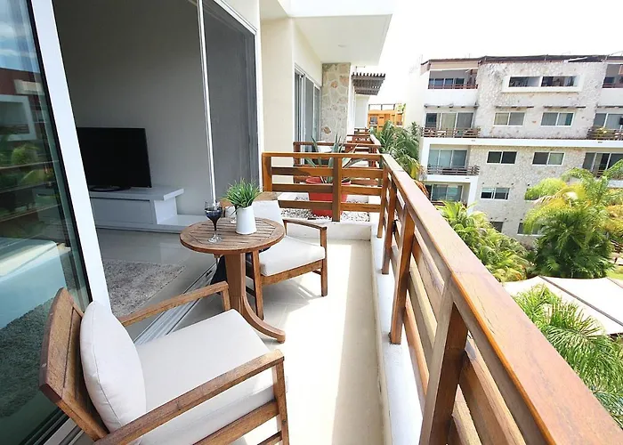 Spacious Ph 3 Bedrooms With Private Terrace, Club Access Holiday home Playa del Carmen